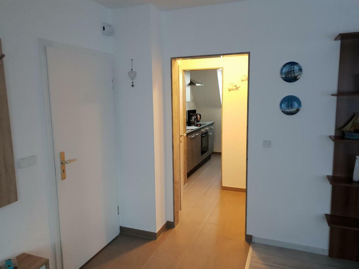 Ferienwohnung Helena 엠덴 외부 사진